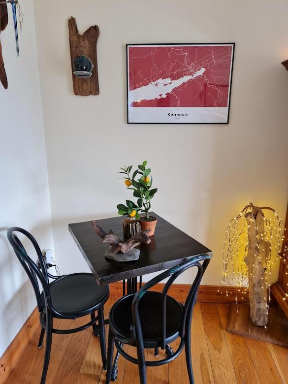 Kenmare Driftwood Bed & Breakfast ภายนอก รูปภาพ