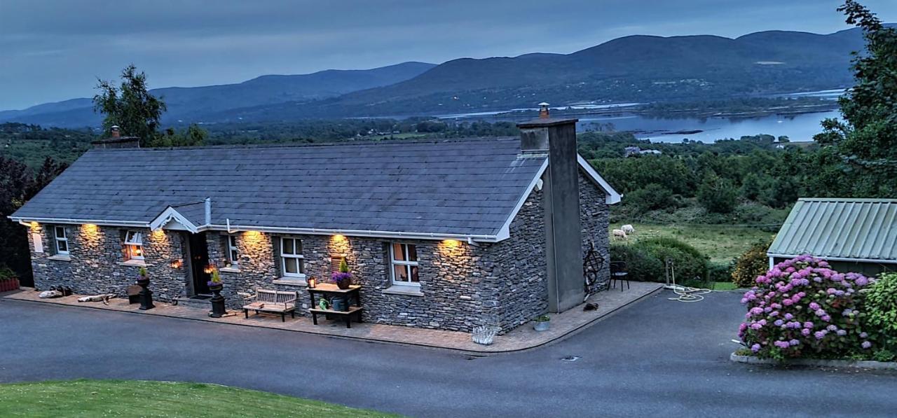 Kenmare Driftwood Bed & Breakfast ภายนอก รูปภาพ